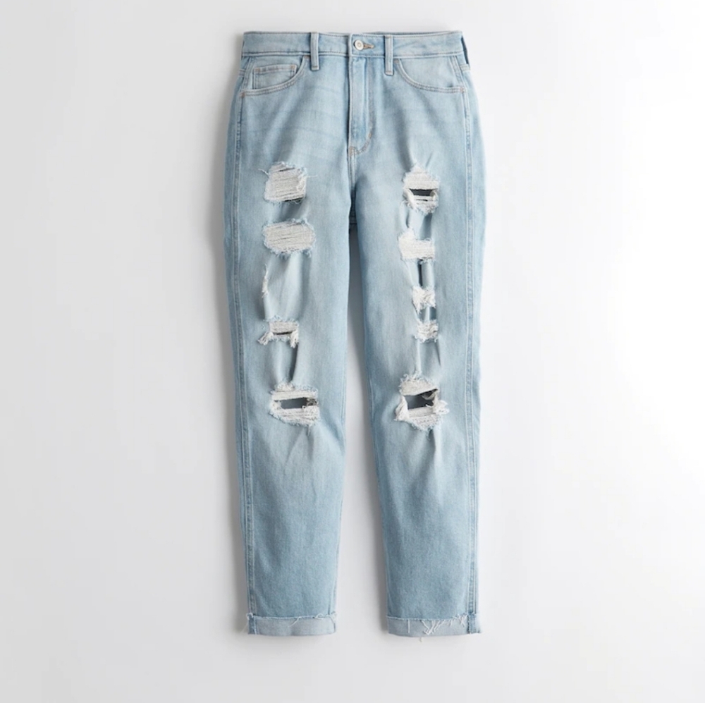 Hollister ULTRA HIGH-RISE MOM Jean Size 31 Light Wash Distressed NEW!